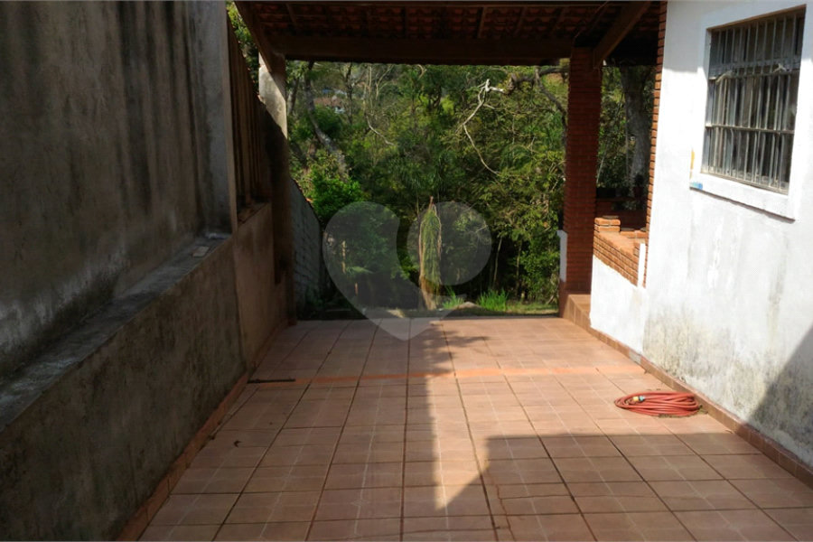 Casa à venda com 3 quartos, sendo 1 suíte,  em Jundiaizinho (terra Preta), Mairiporã, SP