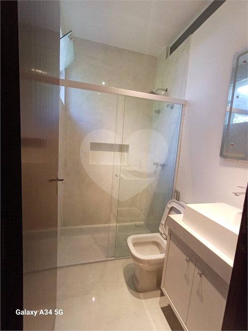 Casa à venda ou para alugar com 5 quartos, sendo 2 suítes, no condomínio Fazenda São Joaquim, Vinhedo - SP