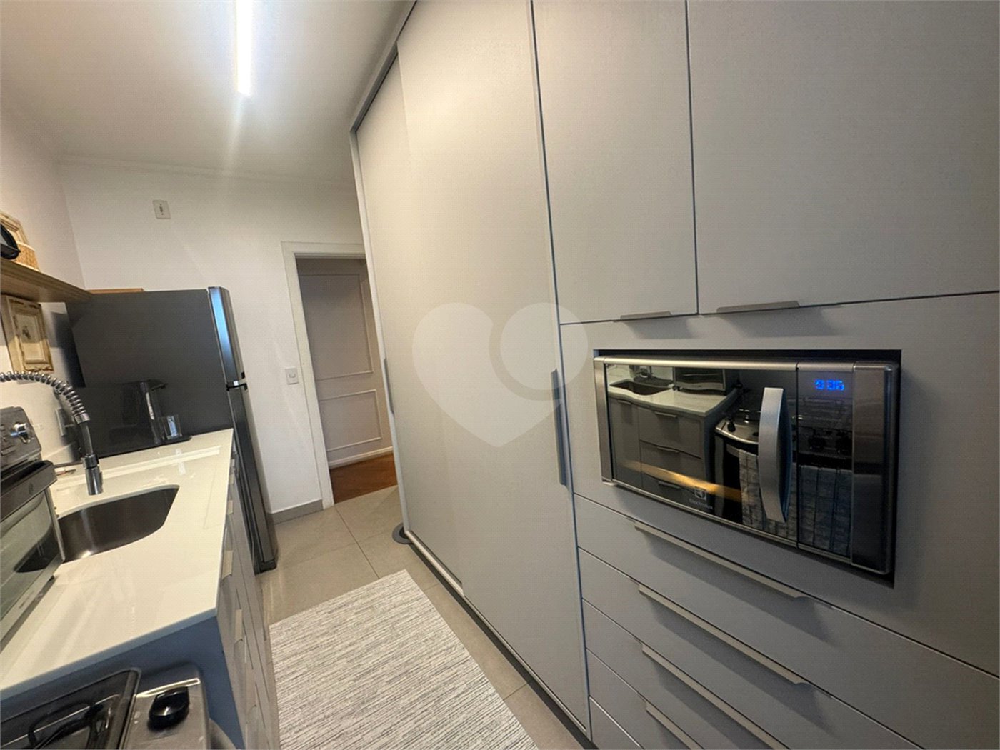 Apartamento à venda com 3 suítes em Indianópolis, São Paulo, SP