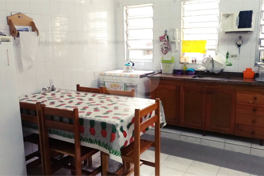 Casa à venda com 4 quartos, sendo 2 suítes,  em Vila Romero, São Paulo, SP