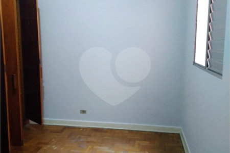 Sobrado à venda com 3 quartos em Vila Cordeiro, São Paulo, SP