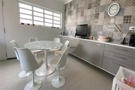 Sobrado à venda com 4 quartos, sendo 1 suíte,  em Jardim São Bento, São Paulo, SP