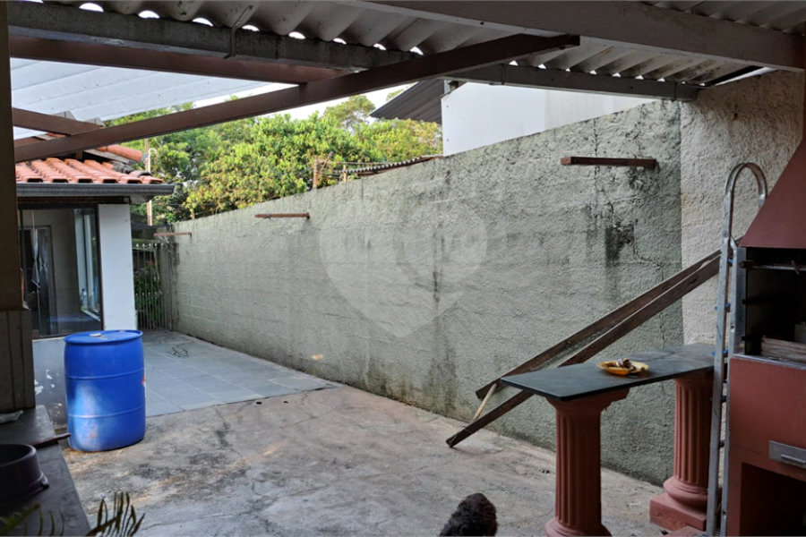 Casa à venda com 3 quartos no Centro, Mairiporã, SP