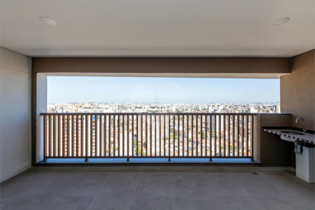 Apartamento à venda com 4 quartos, sendo 2 suítes, em Vila Gumercindo, São Paulo, SP
