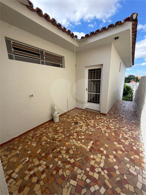 Casa à venda com 3 quartos, sendo 1 suíte, em Vila Aurora, Indaiatuba, SP