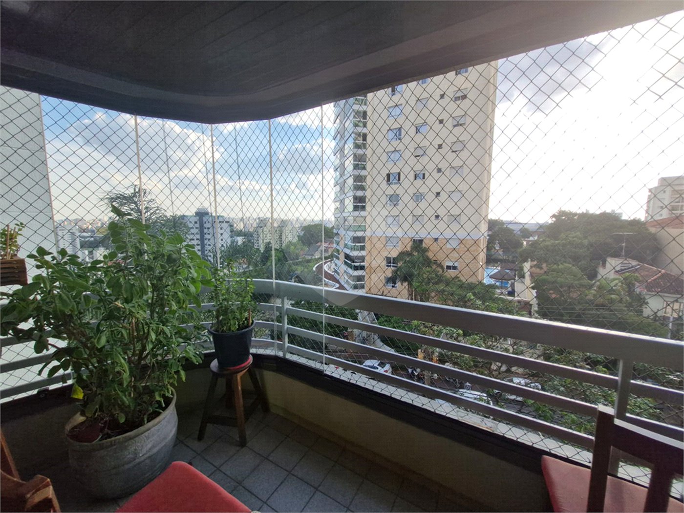 Apartamento à venda com 3 quartos, sendo 2 suítes, em Santana, São Paulo, SP