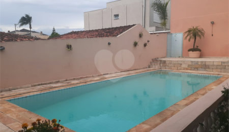Casa à venda com 4 quartos, sendo 2 suítes,  em Jardim Paulista, Atibaia, SP
