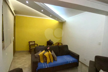 Sobrado à venda com 2 quartos em Vila Mazzei, São Paulo, SP