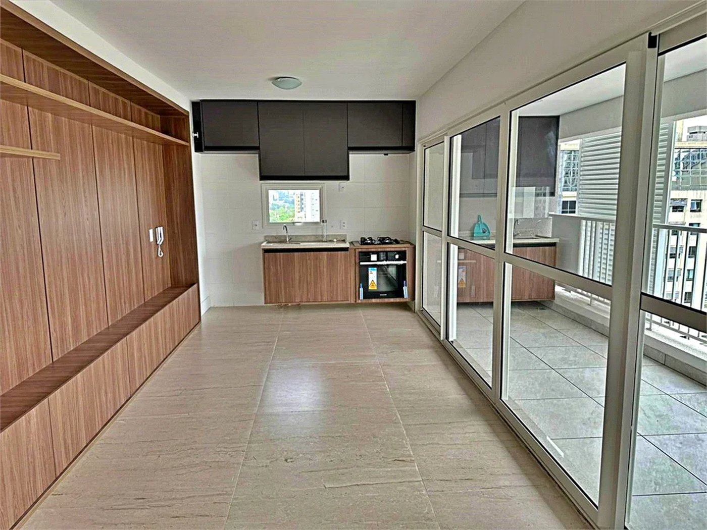Apartamento à venda com 2 quartos, sendo 1 suíte, em Brooklin Paulista, São Paulo, SP