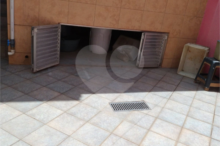 Sobrado à venda com 3 quartos, sendo 1 suíte, em Tremembé, São Paulo, SP
