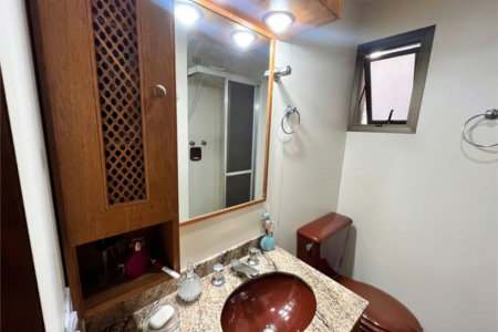 Apartamento com 2 Quartos e 2 Vagas à Venda em Pitangueiras – Guarujá/SP