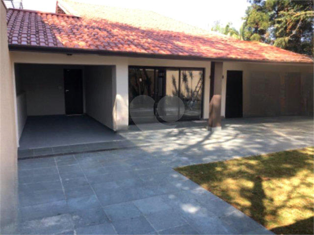 Casa à venda com 4 quartos, sendo 2 suítes,  em Horto Florestal, São Paulo, SP