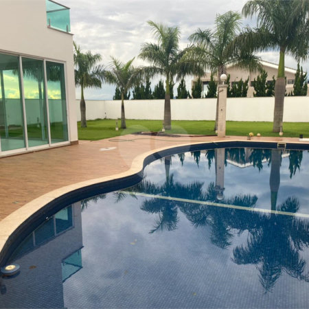 Casa à venda ou para alugar com 4 suítes no condomínio Saint Patrick, Sorocaba - SP