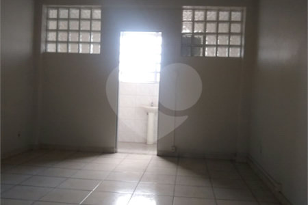 Sobrado à venda ou para alugar com 2 quartos, sendo 1 suíte, em Santana, São Paulo, SP