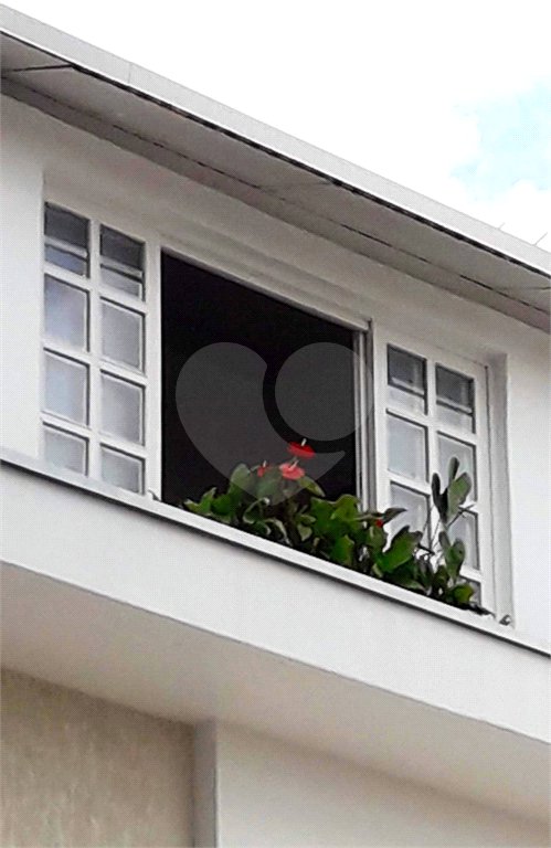 Casa à venda com 3 quartos, sendo 1 suíte,  em Jardim Aeroporto, São Paulo, SP