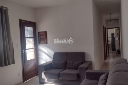 Casa à venda com 5 quartos no Centro de Atibaia/SP | Duas casas no mesmo terreno