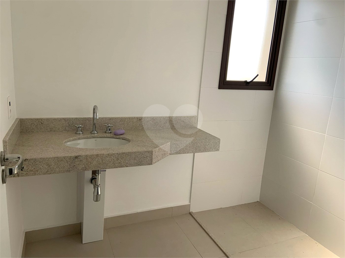 Apartamento à venda com 3 suítes em Bela Aliança, São Paulo, SP