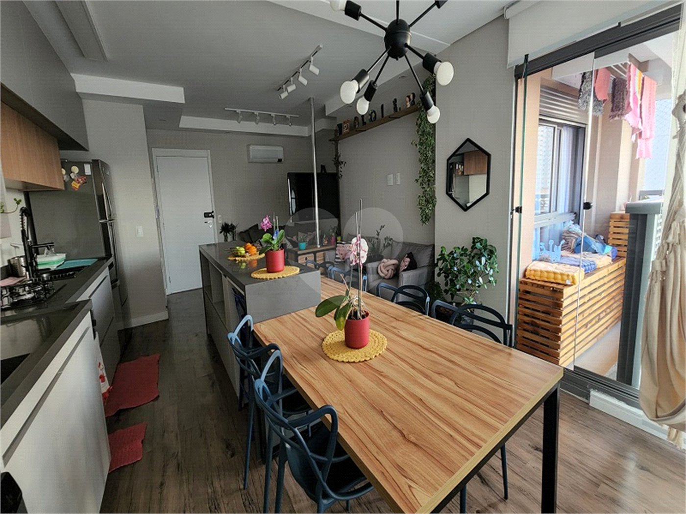 Apartamento à venda com 2 suítes em Vila Dom Pedro I, São Paulo, SP