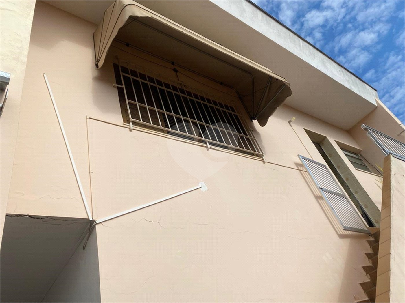 Casa à venda com 5 quartos, sendo 3 suítes, em Vila Rosália, Guarulhos, SP