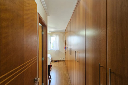 Apartamento à venda com 3 quartos, sendo 1 suíte, em Jardim Marajoara, São Paulo, SP