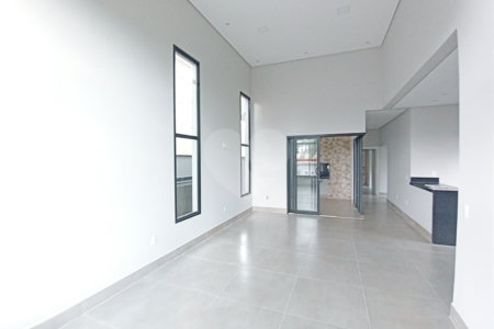 Casa à venda com 3 suítes no condomínio Vita Verdi, Valinhos - SP