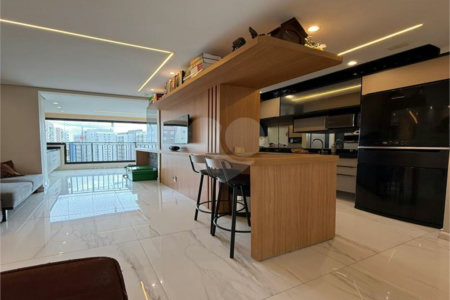 Apartamento à venda ou para alugar com 3 quartos, sendo 1 suíte, em Vila Andrade, São Paulo, SP