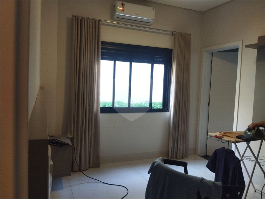 Casa à venda com 3 suítes em Jardim Salto Grande, Araraquara, SP