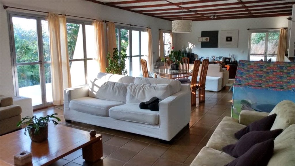Sítio à venda com 10 quartos no Centro, Piracaia, SP