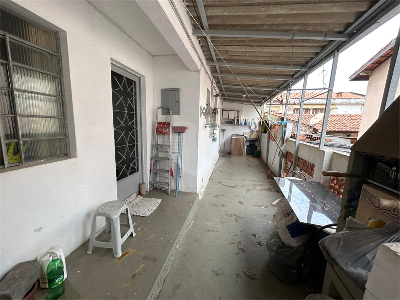 Sobrado à venda com 6 quartos, sendo 1 suíte,  em Vila do Encontro, São Paulo, SP