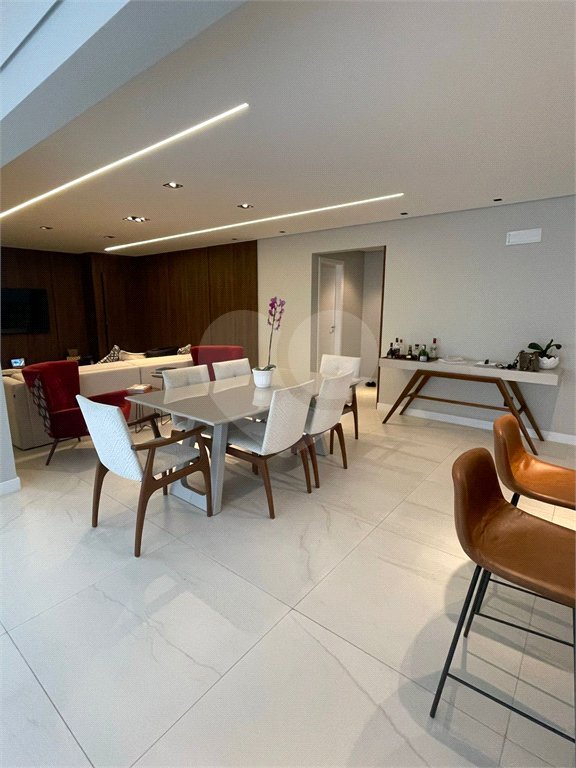 Apartamento à venda com 3 suítes em Parque Residencial Aquarius, São José dos Campos, SP