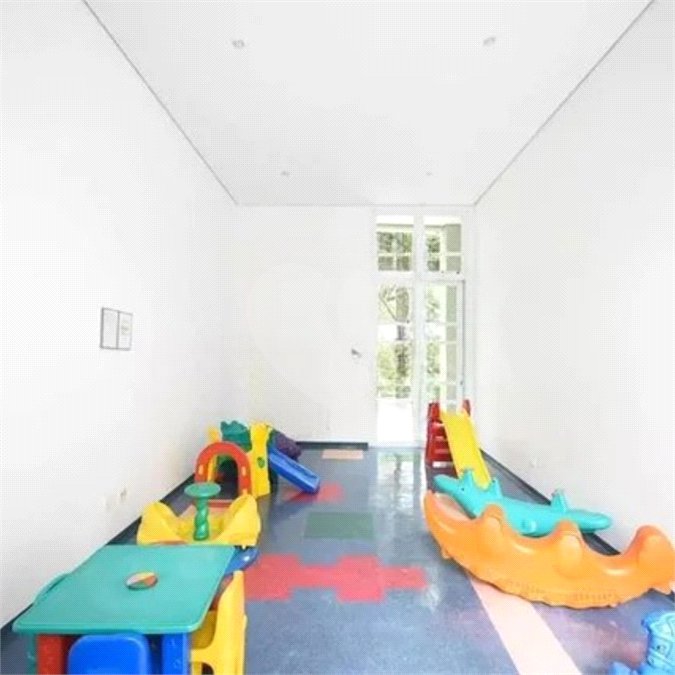 Apartamento à venda com 3 suítes em Vila Suzana, São Paulo, SP