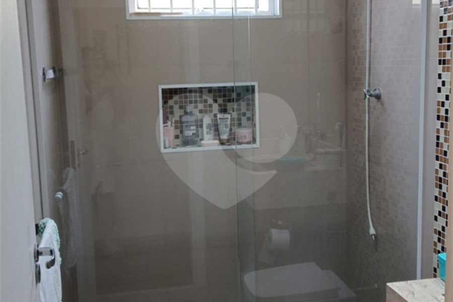 Sobrado à venda com 3 quartos, sendo 1 suíte,  em Ermelino Matarazzo, São Paulo, SP