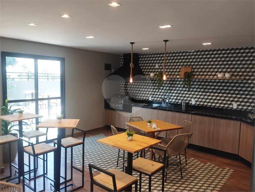 Apartamento à venda com 2 quartos em Vila Palmeiras, São Paulo, SP