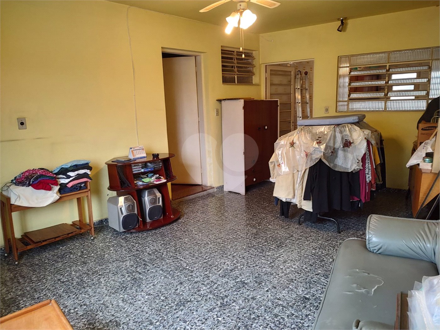 Casa à venda com 3 quartos, sendo 2 suítes, em Vila Nivi, São Paulo, SP