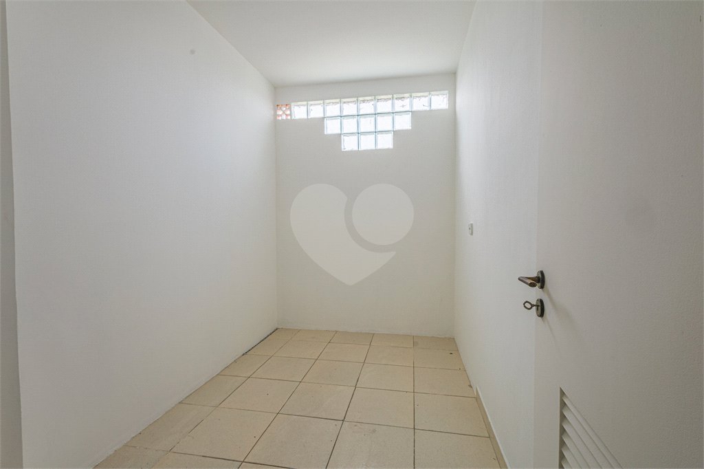 Casa à venda com 3 quartos, sendo 2 suítes, em Jardim Santa Cecília, Guarulhos, SP