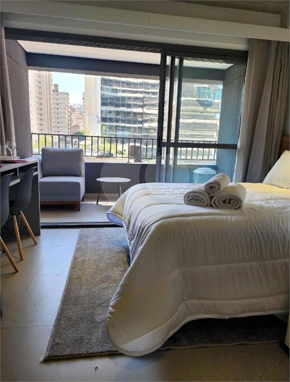 Apartamento à venda com 1 suíte em Cerqueira César, São Paulo, SP