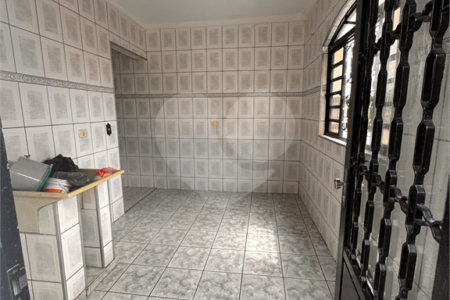 Sobrado para alugar com 3 quartos em Jardim São Vicente, São Paulo, SP