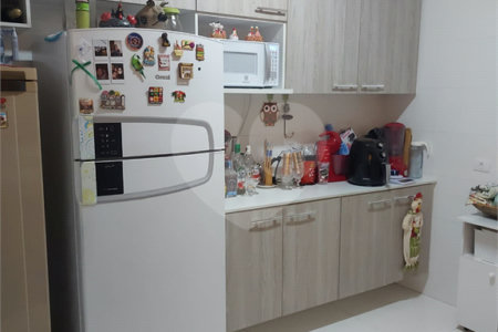 Sobrado à venda com 4 quartos, sendo 1 suíte,  em Vila Gustavo, São Paulo, SP