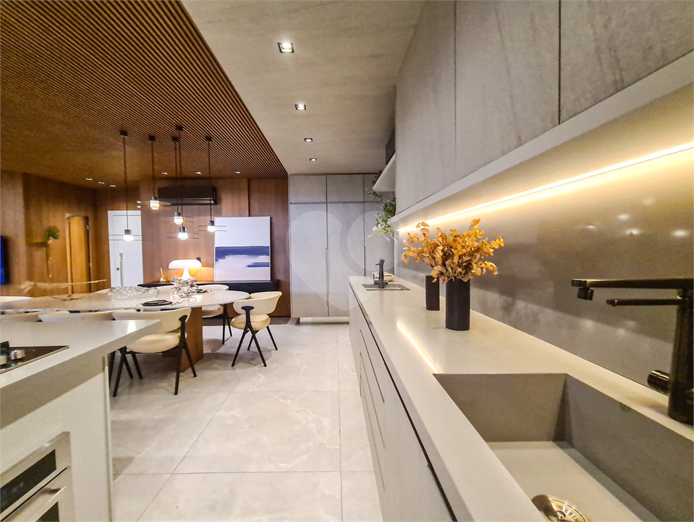 Apartamento à venda com 3 suítes em Poção, Cuiabá, MT