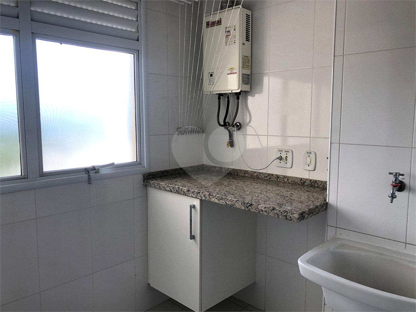 Apartamento à venda com 4 quartos, sendo 2 suítes,  em Jardim Armênia, Mogi das Cruzes, SP