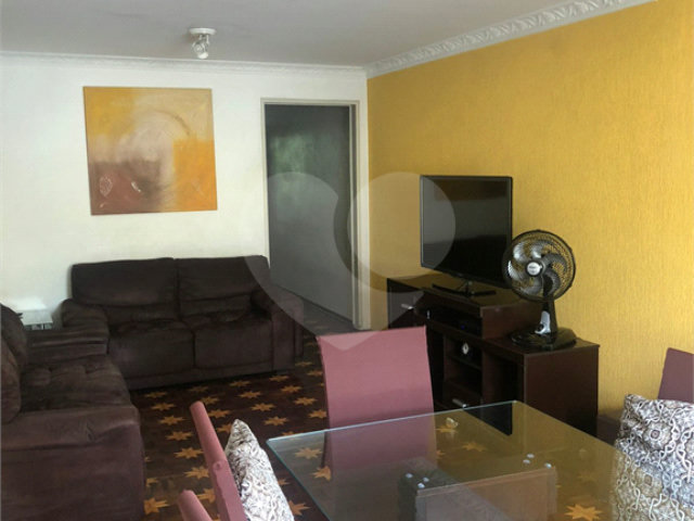 Sobrado à venda com 3 quartos, sendo 1 suíte,  em Santana, São Paulo, SP