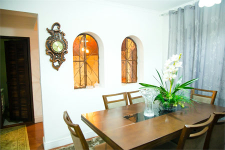 Casa Térrea à venda com 4 quartos, sendo 1 suíte,  em Super Quadra Morumbi, São Paulo, SP