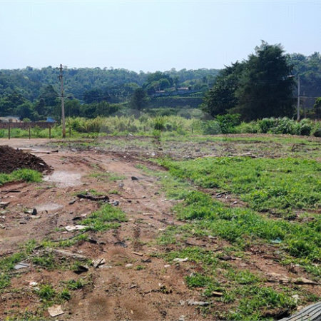 Terreno em Atibaia com 4.800 metros, pronto para construir, topografia plana, aceita financiamento