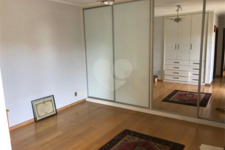 Casa para venda no Condomínio Parque Faber 1