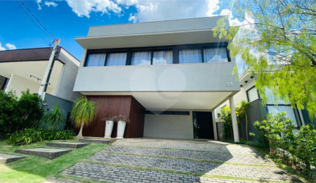 Casa à venda com 3 suítes no condomínio Euroville II, Bragança Paulista - SP