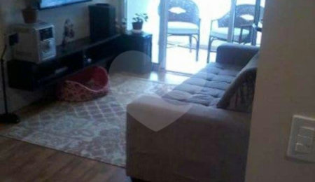 Apartamento à venda com 2 quartos, sendo 1 suíte,  em Jardim Ester, São Paulo, SP