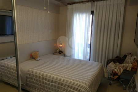 Casa à venda com 3 quartos, sendo 1 suíte, em Parque Vitória, São Paulo, SP