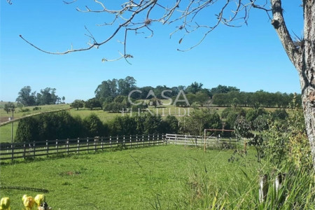 Chácara à venda com 4 quartos, sendo 1 suíte, em Zona Rural, Porangaba, SP