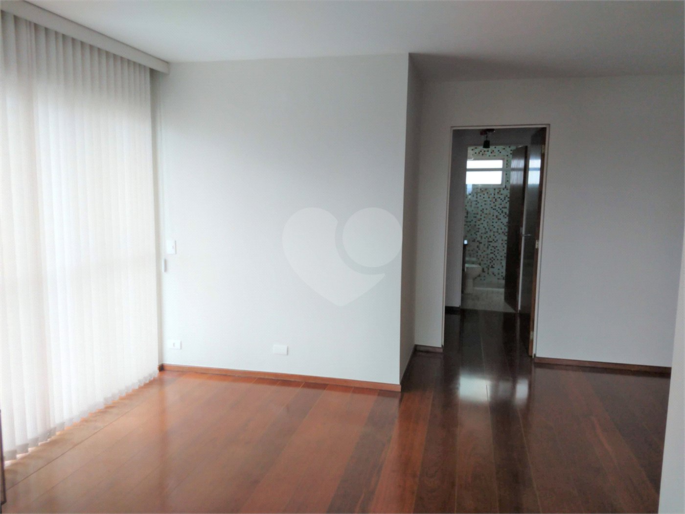 Apartamento para alugar com 2 quartos, sendo 1 suíte, em Campo Belo, São Paulo, SP