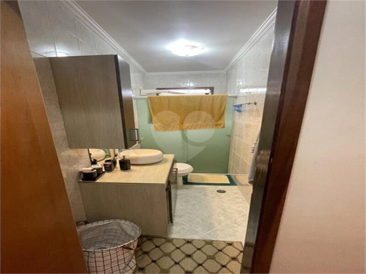 Casa à venda com 3 quartos, sendo 1 suíte, no condomínio Beatriz, São Paulo - SP